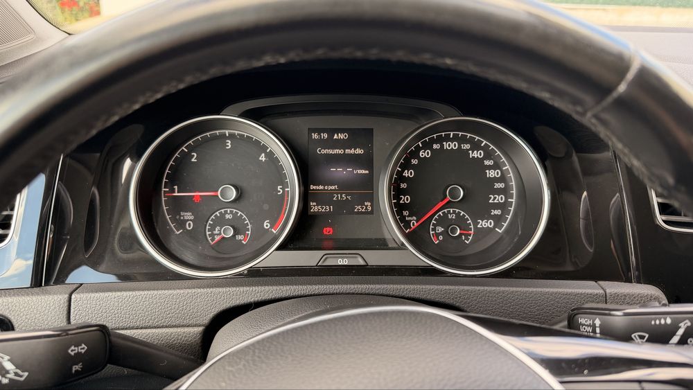 VW Golf 7 Variant Highline 2.0tdi