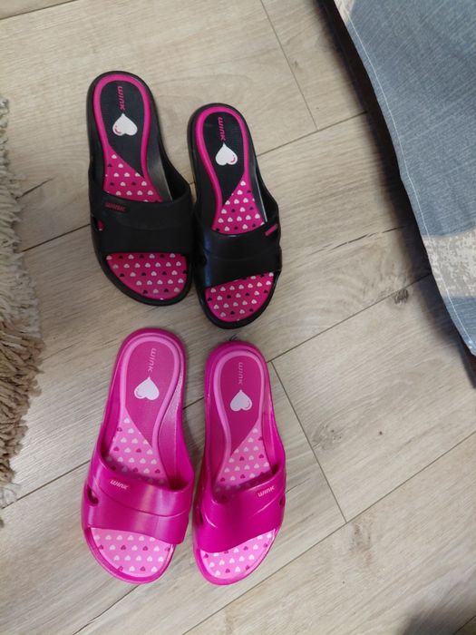 Шльопанці дитячі гумові в басейн