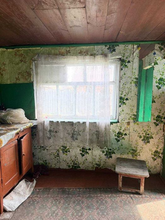 Продаж будинку в центрі с. Ріпки з приватизованою ділянкою!