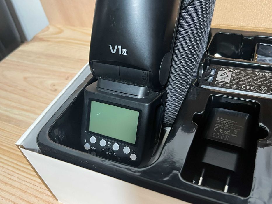 Godox V1 S (Sony) flash kit - 2.4 GHz X System