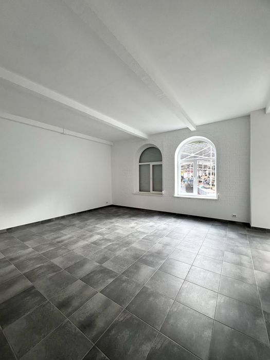 Оренда приміщення 72м² на Краківському ринку