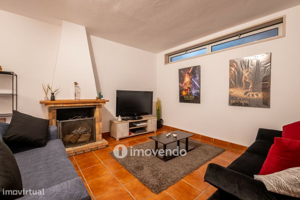 Moradia T3 mobilada e equipada, com garagem e jardim, na Mealhada