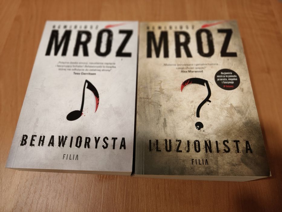 Remigiusz Mróz: Behawiorysta, Iluzjonista