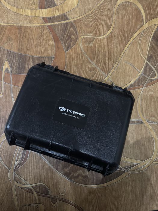 Зарядний пристрій/зарядна станція для Matrice 30 (BS30)