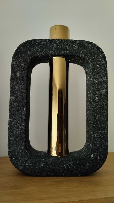 Peças cerâmicas bonitas e elegantes