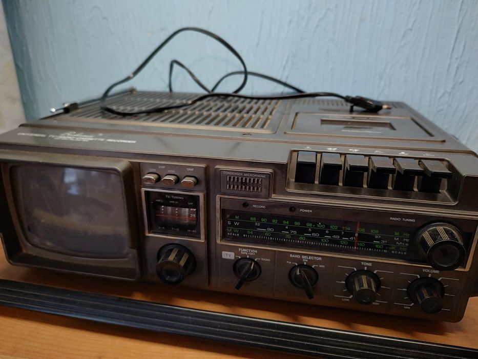 Universal TV radio Broksonic