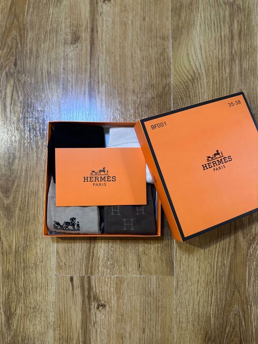 Нові носкі Hermes