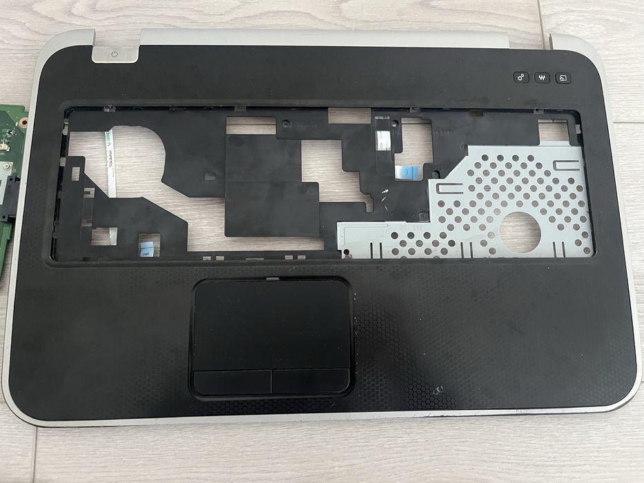 Ноутбук dell inspiron 7720 Розборка