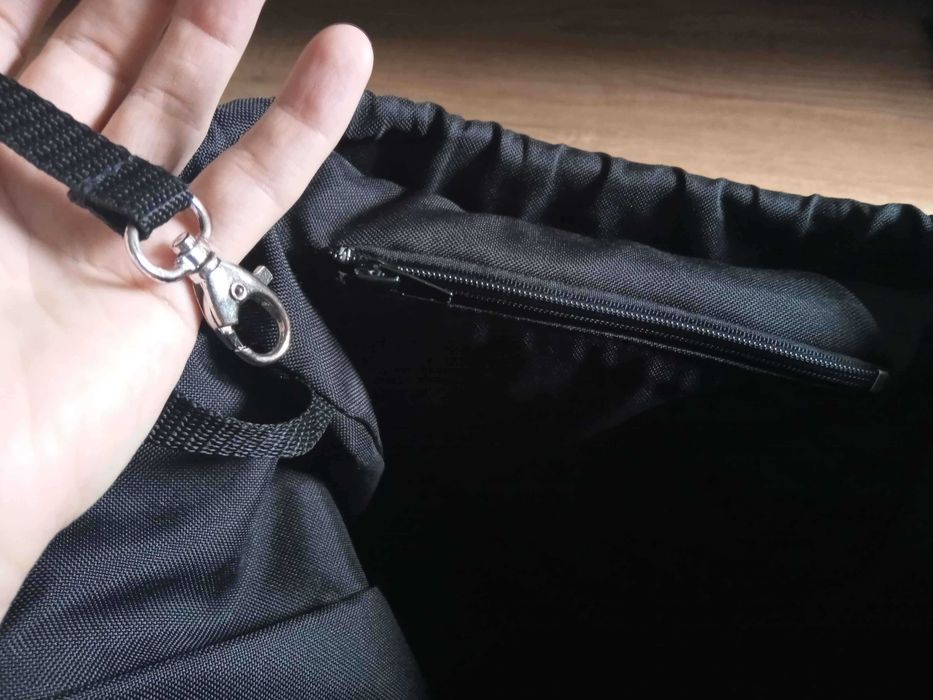 Plecak z klapką w kwiaty