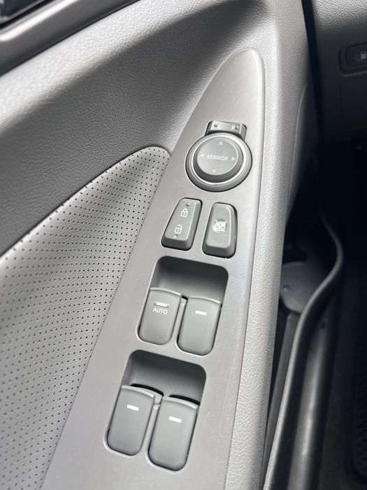 Hyundai Sonata гібрид