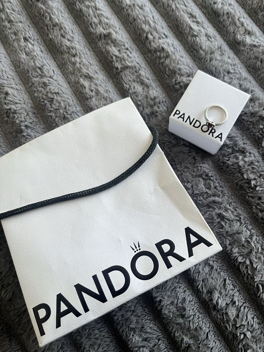 Каблучка "Червоне серце" Pandora