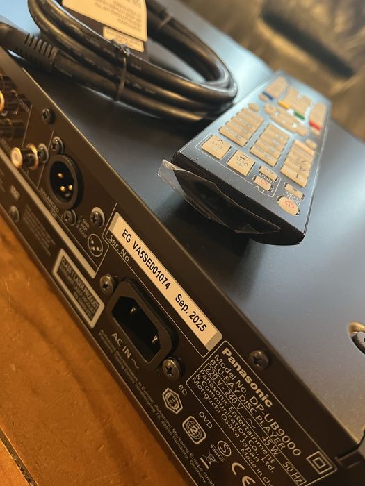 Panasonic DP-UB9000EG1 ULTRA  HD BD xlr