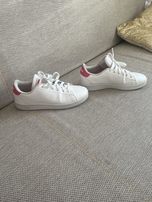 Adidasy adidasa biale