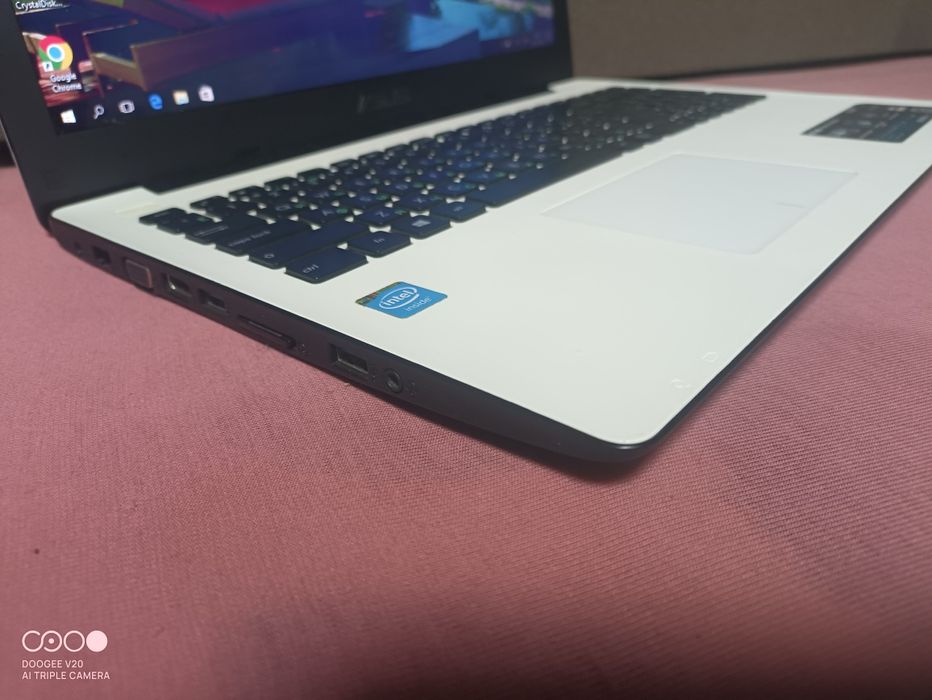 Ноутбук Asus X553 Батарея 2.5год