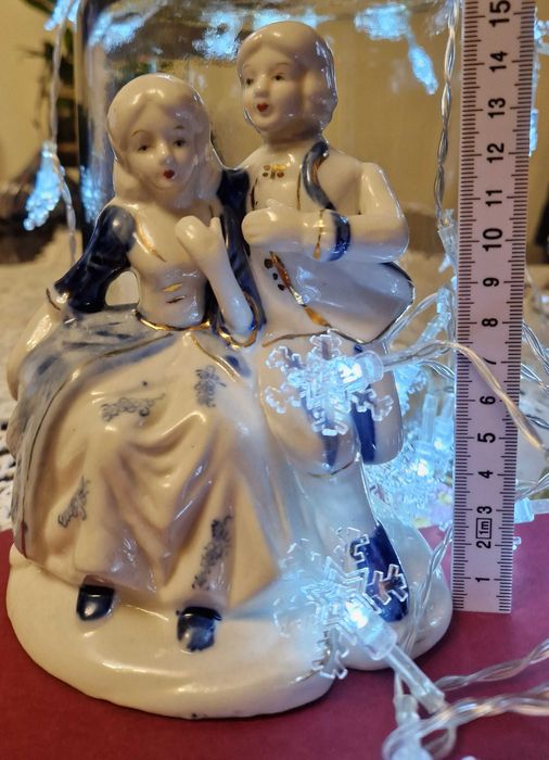 Figurka para niebieska