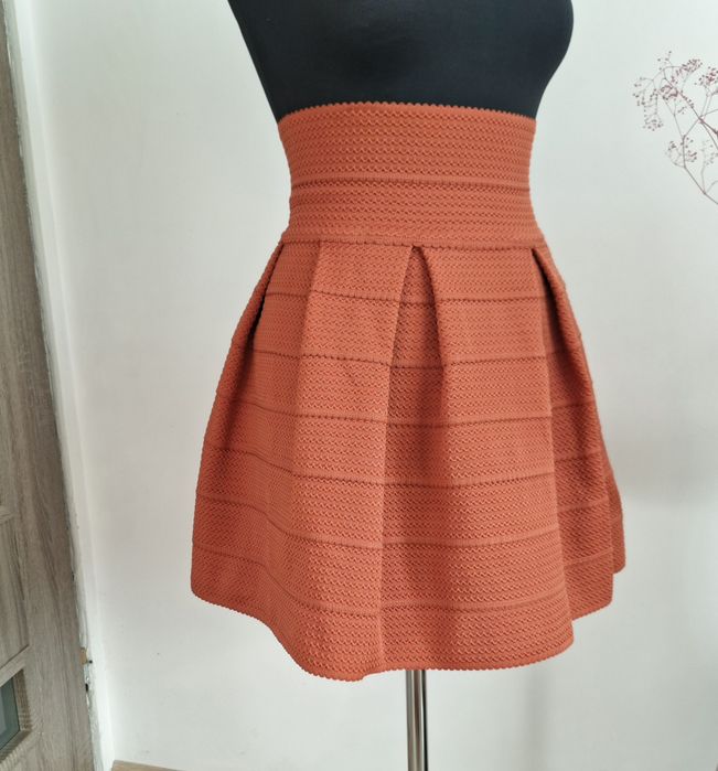 Koralowa spódniczka z szerokim pasem wysoki stan H&M 36 NOWA wiosenna