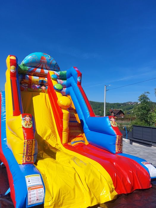 Zjeżdzalnia dmuchana na wynajem