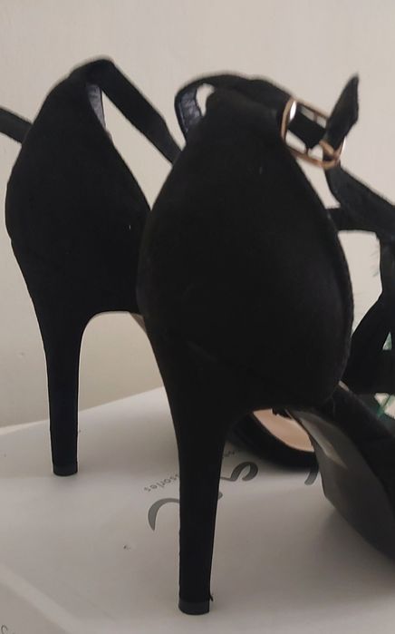 Sandały nowe,eleganckie