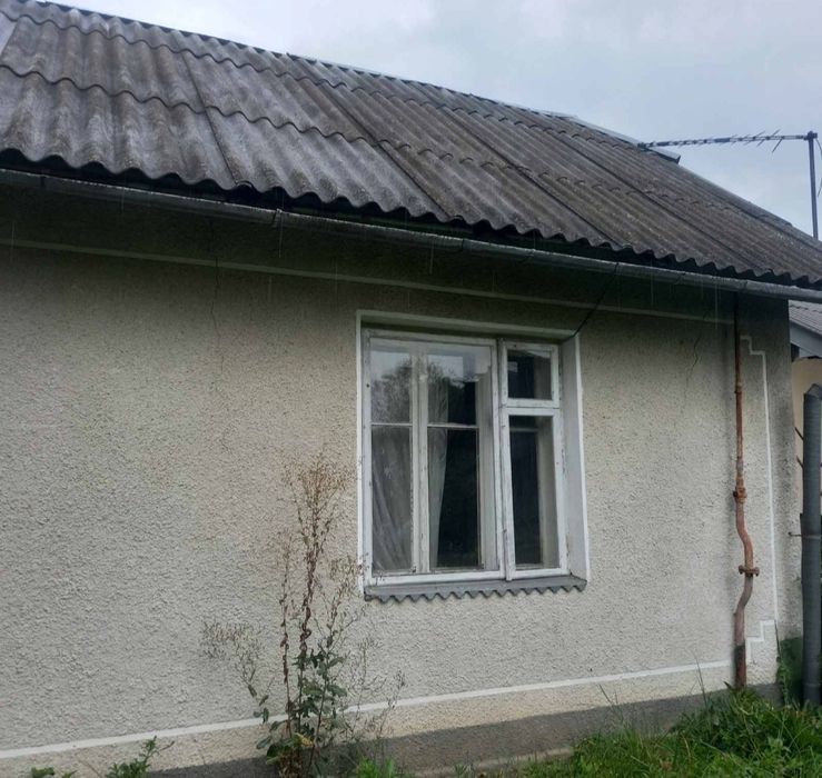 Продам будинок в Угорниках є ділянка 5 соток
