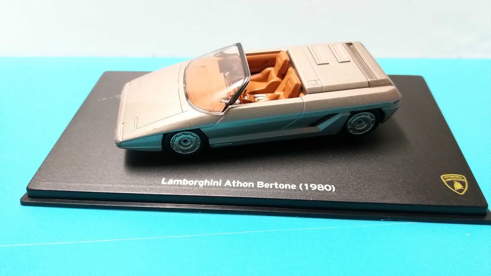 Lamborghini Athom Bertone (1980) - Miniatura da Leo Models à escala 1/43
