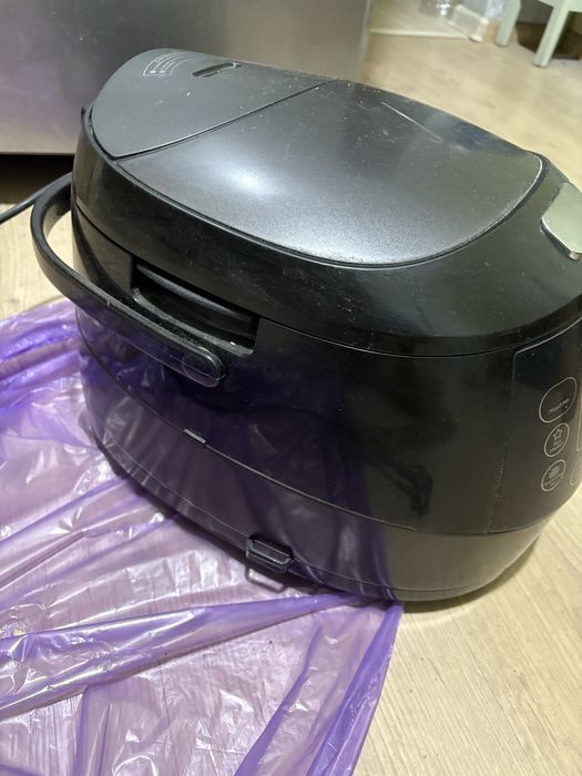 Мультиварка/пароварка Philips. Хороший стан.