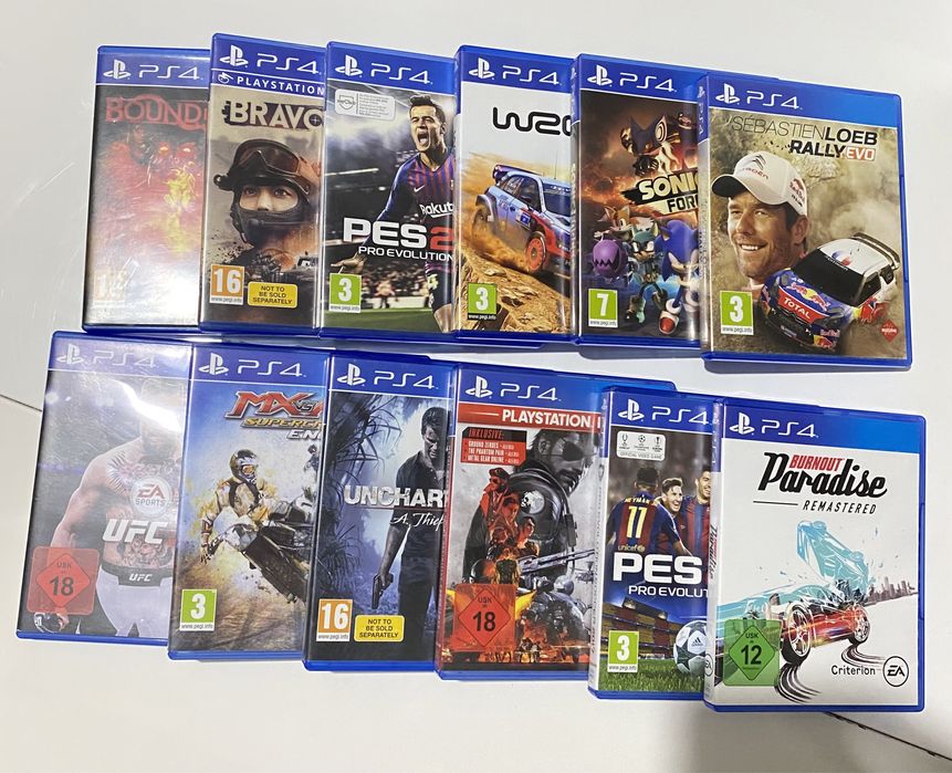 Ps4 slim 1TB +2 controllers + charging dock64354209948802124