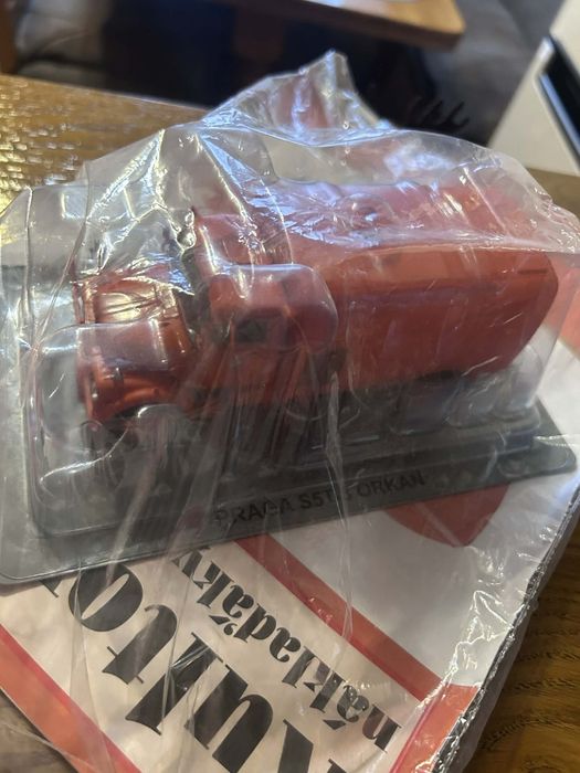 Машинки для колекції