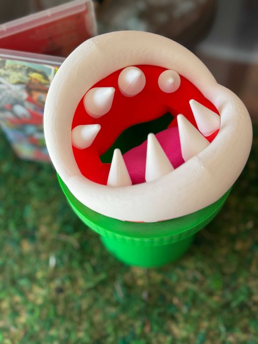 Mealheiro temático "Super Mário"