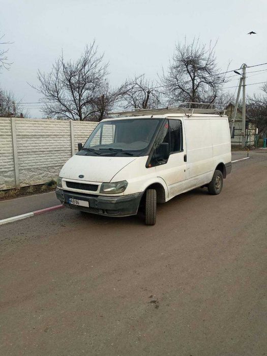 Ford Transit 2006 — Авто для військових / без переоформлення

Продається Ford Transit 2006 року, дизель 2.0 - БЕЗ БАГАЖНИКА ТА СХОДІВ.

Авто на ходу, стан — сів і поїхав, їздимо щодня.

Авто для військових або для потреб частин/волонтерів.

Без переоформлення з документами для користування.
.
.

Мотор і коробка працюють добре, заводиться без проблем.

Кузов як і у всіх транзитів того часу, є невеликі рижики, сколи та вм’ятини, але на їзду це не впливає.
 

Ручник робе,  лобове ціле.

Три місяці тому замінили насос ТНВД, та помпу.

12.12.2025 зробили діагностику 
та ремонт ходової по передку + розвал/сходження + заміна антифризу.

Заміна опор важеля 2шт
Заміна салейнблоків важеля 2 шт.
Заміна фтулки стабілізатора 2 шт
Заміна кульових опор 2 шт
Рульовий наконечник 1 шт
Стійки сабілізатора 2 шт
Підшипник передньої лівої маточини 1шт

 
Деталі за телефоном — усе розповім, покажу.
Ціна адекватна стану, невеликий торг. 

Знаходиться у Харкові.

продам Ford Transit 2006

Ford Transit дизель

Форд Транзит на ходу

авто для військових

бус для військових

Форд Транзит без переоформлення

робочий бус

вантажний мікроавтобус

Бус в робочому стані

надійний дизельний бус

Ford Transit для волонтерів

Бус для армії

робоча конячка

авто щодня в експлуатації

сів і поїхав

недорогий транзит

перевірений часом Ford

економний дизель

без проблем по мотору і коробці