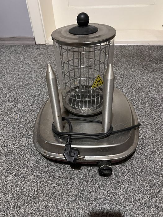 Urzadzenie do hot dog-ów