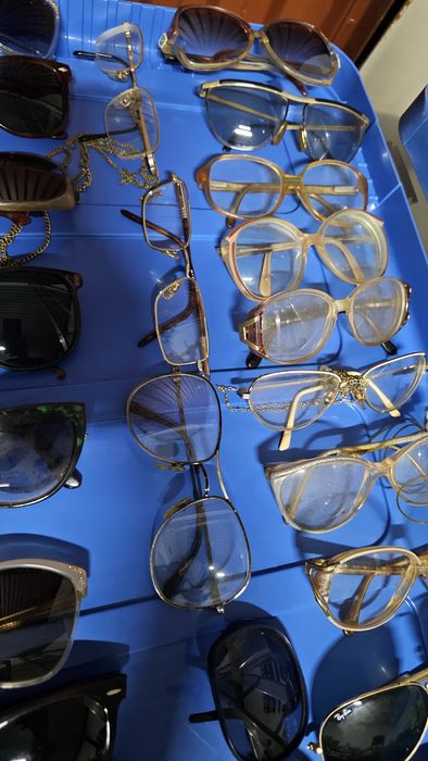 Coleção com mais 60 óculo antigos. Vintage / retro