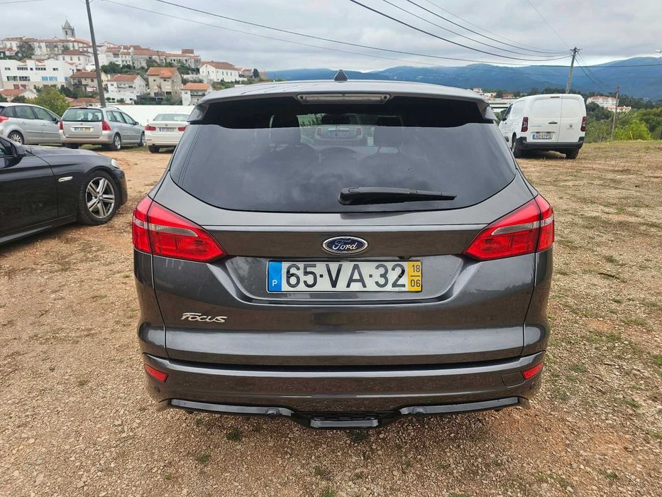 Ford Focus SW ST-Line 1.5 TDCi 120 cv | 2018 — photo 2