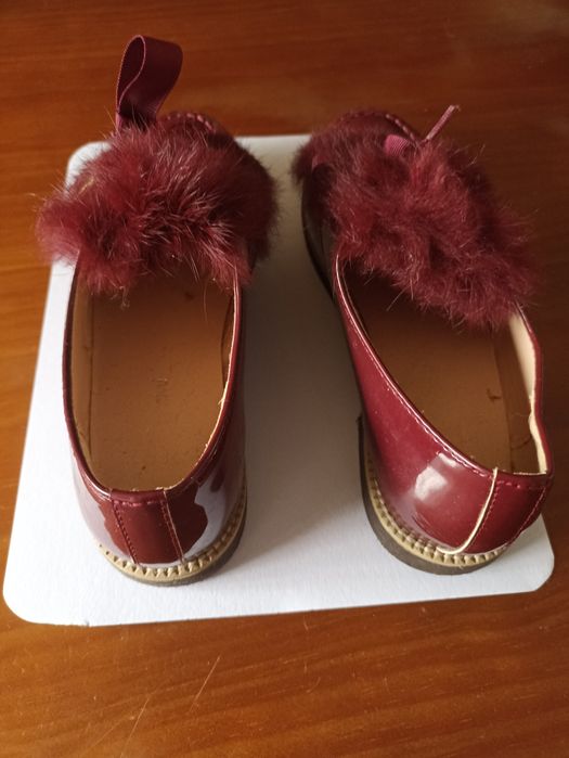 Sapatos bordeaux