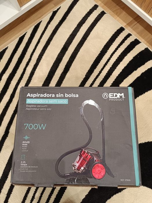 Aspirador RDM 700w sem saco novo