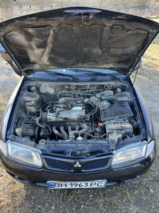 Продам свою машину mitsubishi carisma