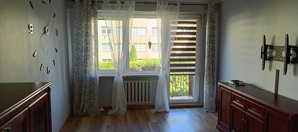 Wynajmę mieszkanie 2 pokojowe na pierwszym piętrze - View 2