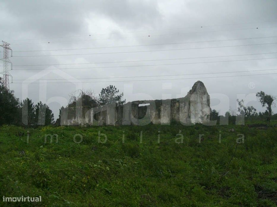 Terreno com 16380 m2 — Benavente, Santarém
