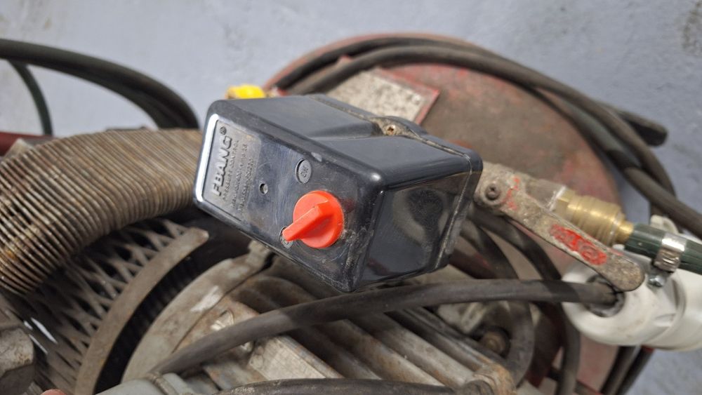 Kompresor Polmo AHS 23 30L siła 380v 3 fazy