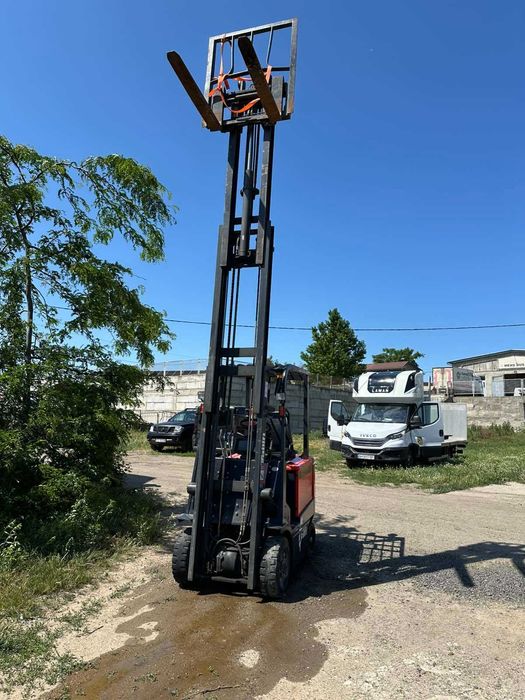 Электропогрузчик TAILIFT FB 25  2,5 т