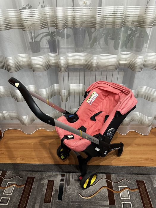 Автокрісло-коляска