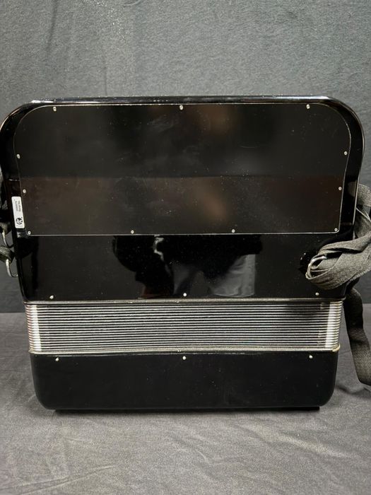 Acordeão HOHNER NOVA III 96 Baixos