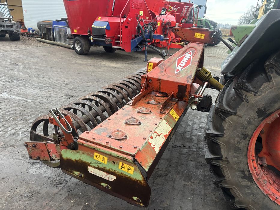 Agregat brona wirowa wirnikowa Becker Kuhn  3 metry wał