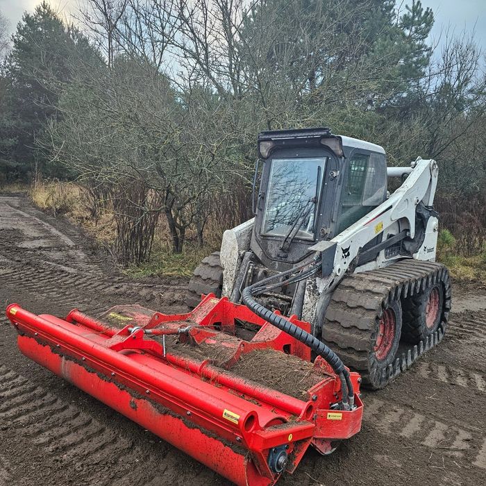 Mulczowanie, mulczer leśny Bobcat, karczowanie.