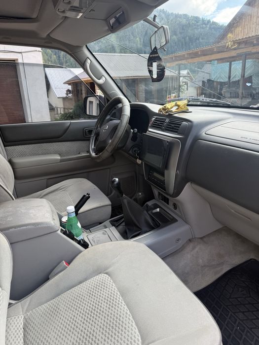 Джип Nissan Patrol