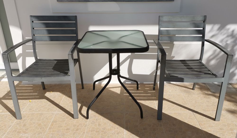 Conjunto de Jardim Hespéride  2 Cadeiras + Mesa