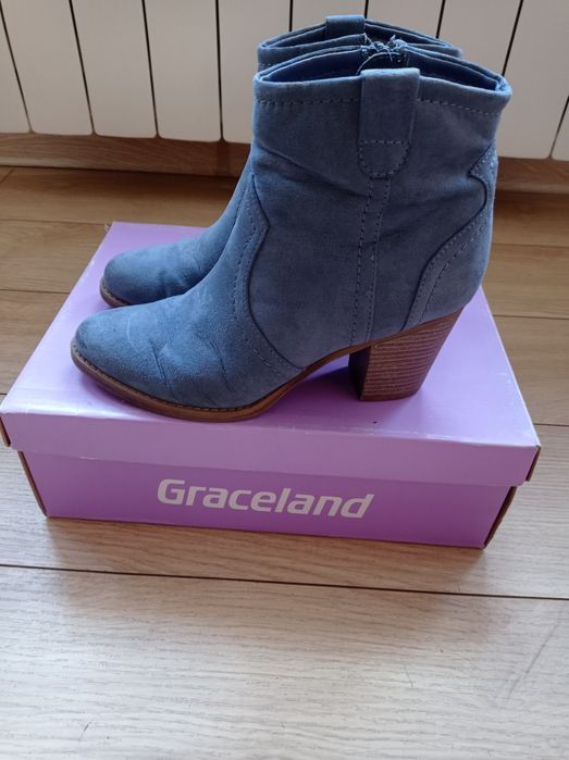 Buty -botki kolor niebieski, rozmiar 37