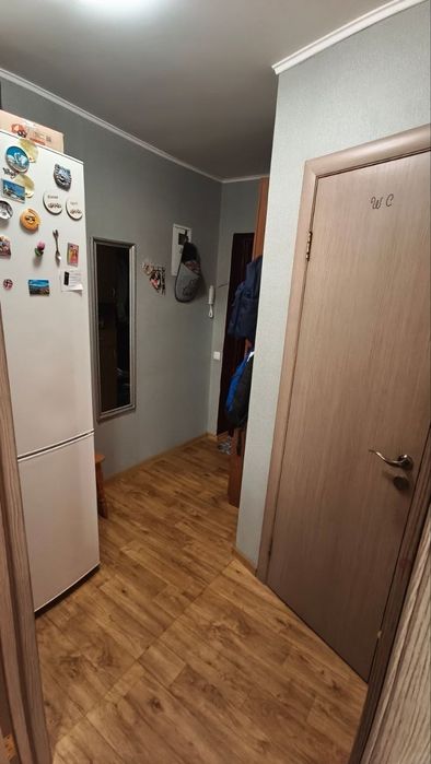 двокімнатна квартира в центрі з меблями