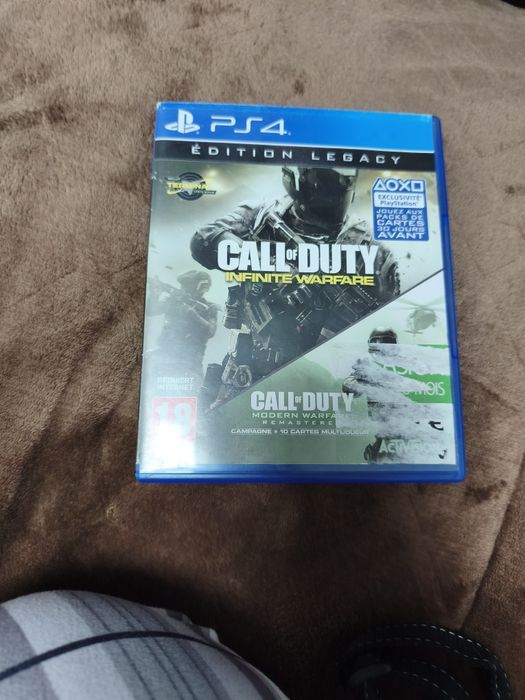 Jogos PS4 call of duty Infinity Warfare e  Marvels Spiderman