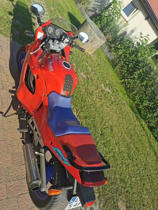 Motocykl Suzuki GSX 600 F
