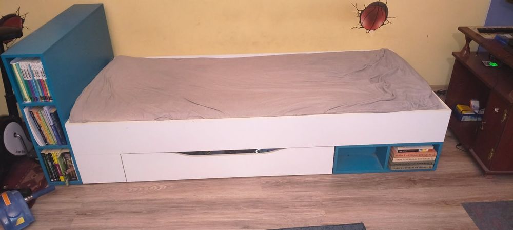 Łóżko młodzieżowe